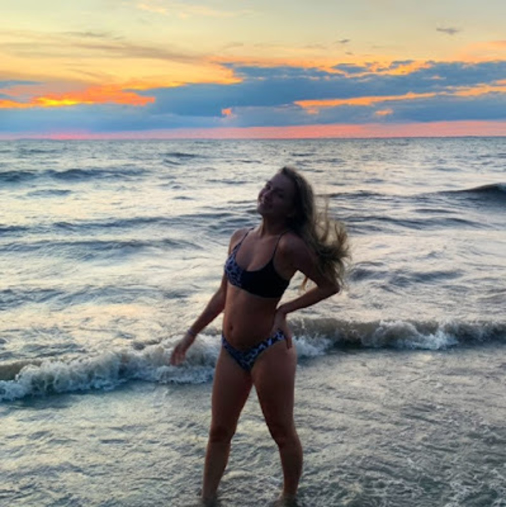 Meet your Posher, Maddie